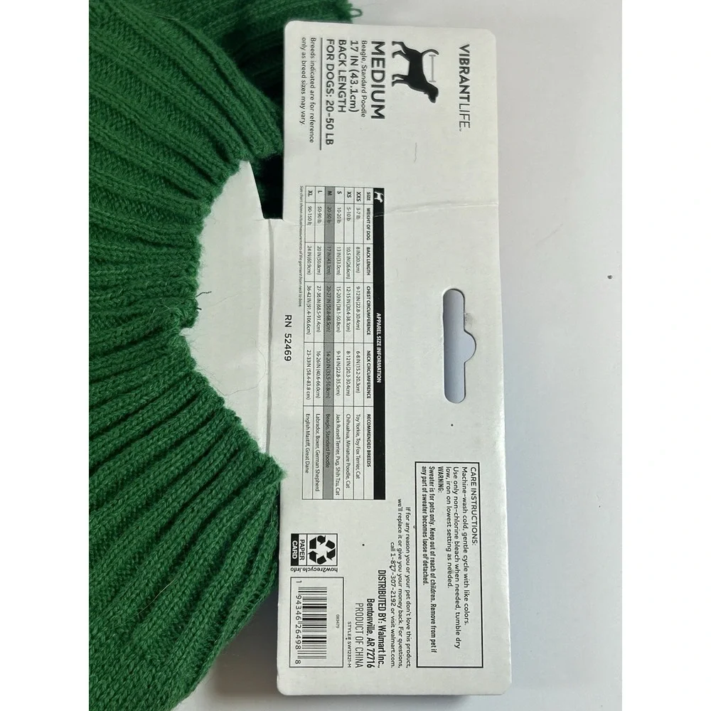 NEW Vibrant Life Pet Sweater Green w/ Squirrel Sz M 20-50 lbs Lab Shepard Boxer